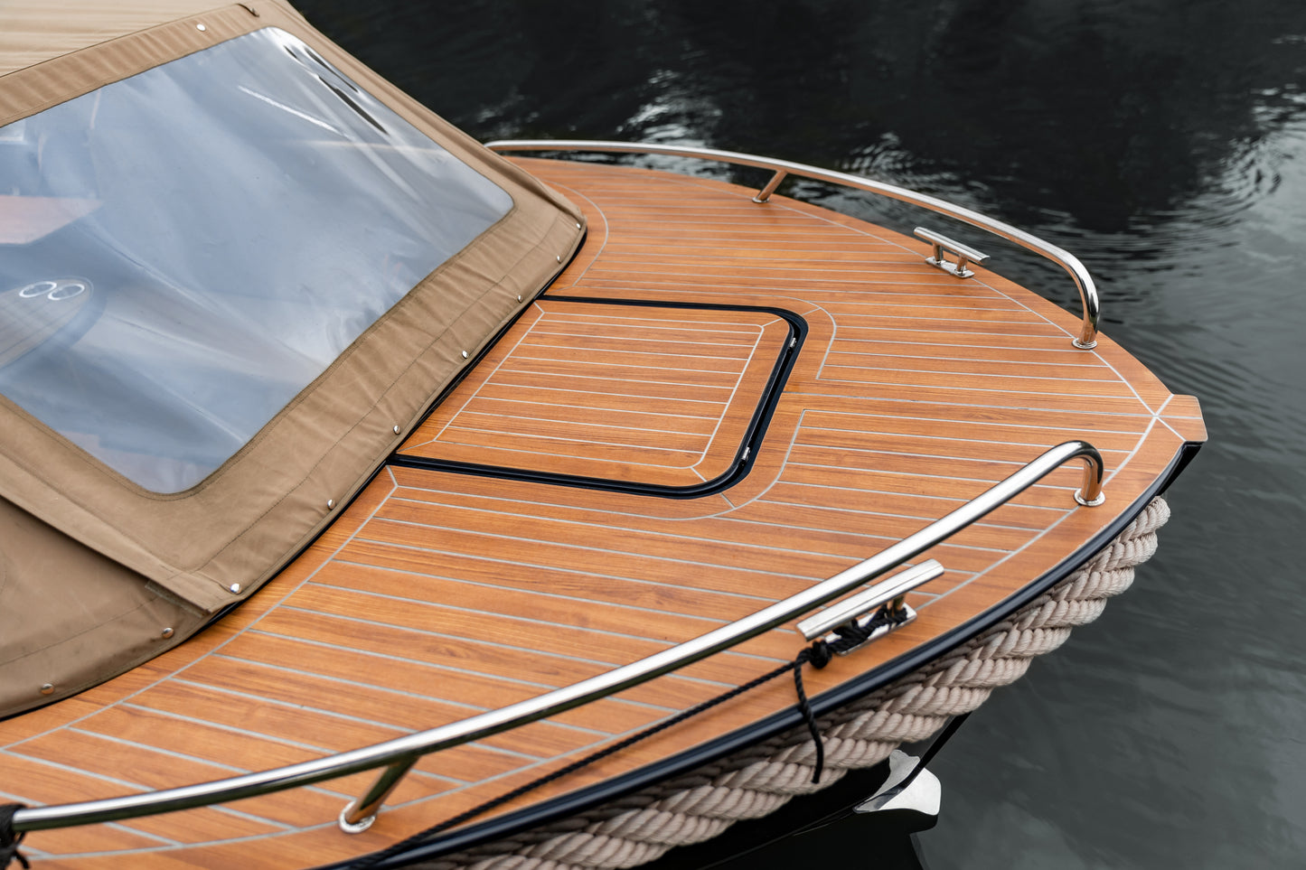 The Maxima 720 Retro - Base Boat Build from