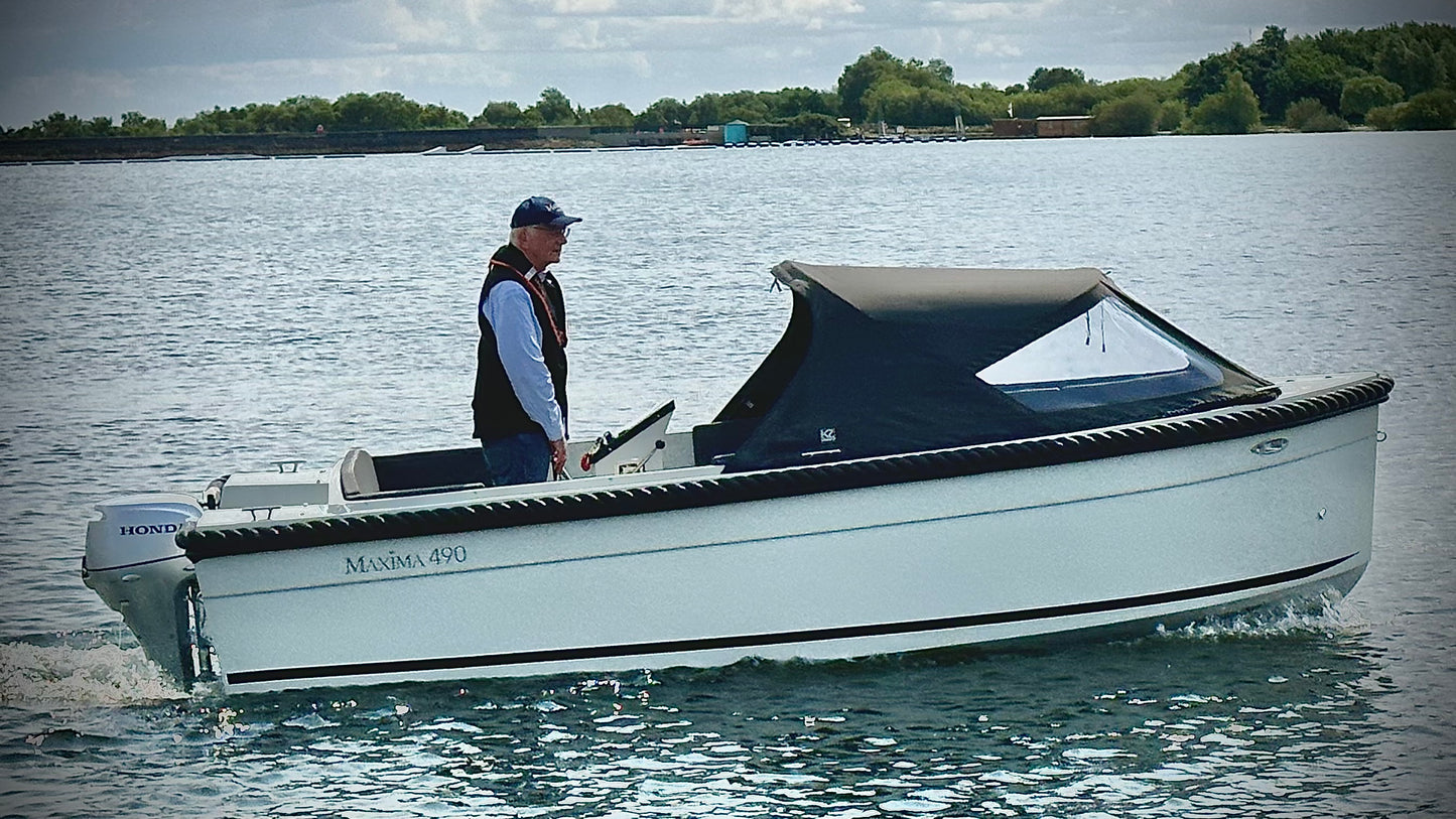 The Maxima 490 - Base Boat Build from