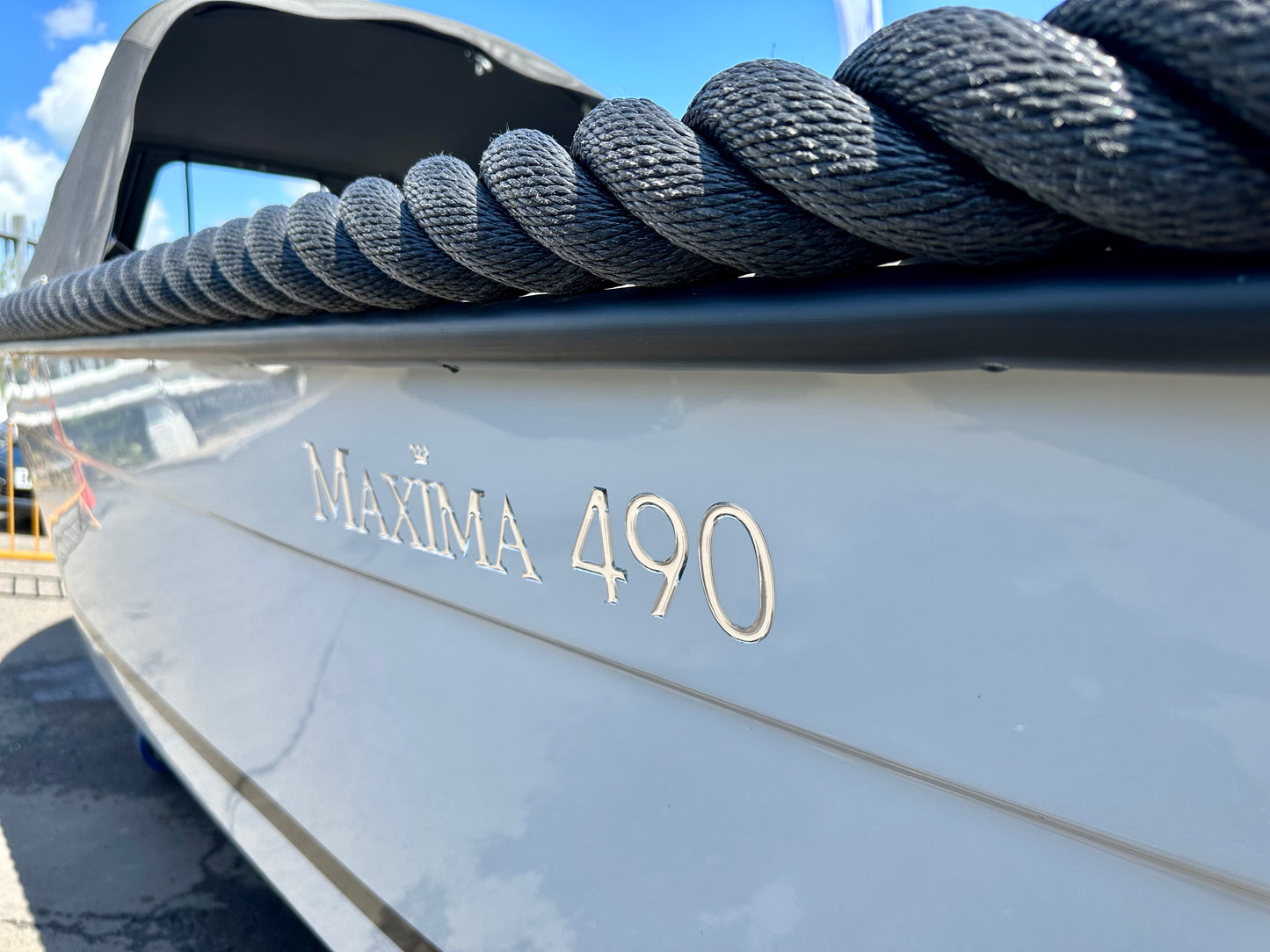 The Maxima 490 - Base Boat Build from