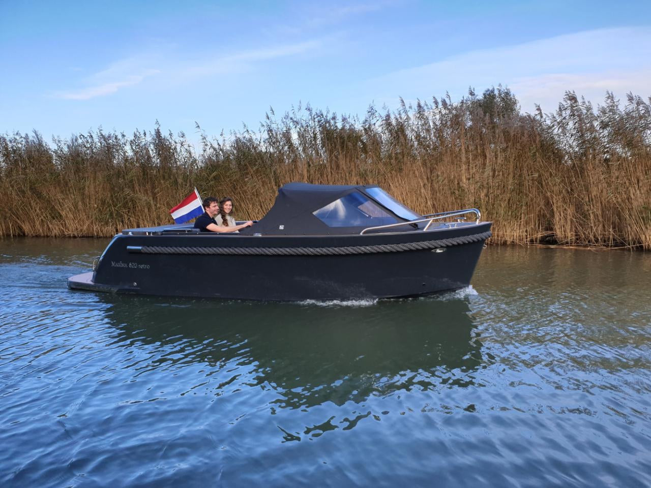 The Maxima 620 Retro MC - Base Boat Build from