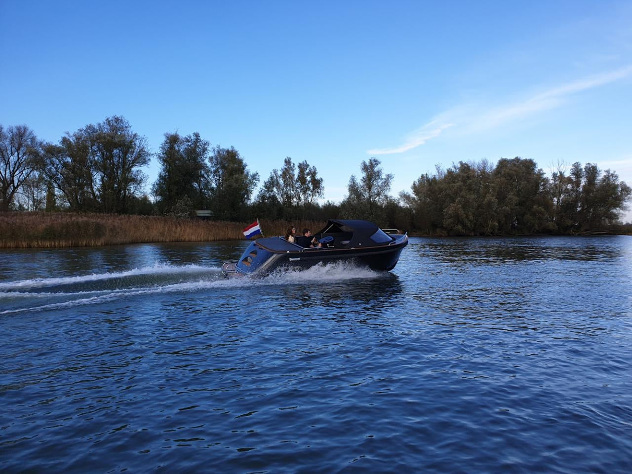 The Maxima 620 Retro MC - Base Boat Build from