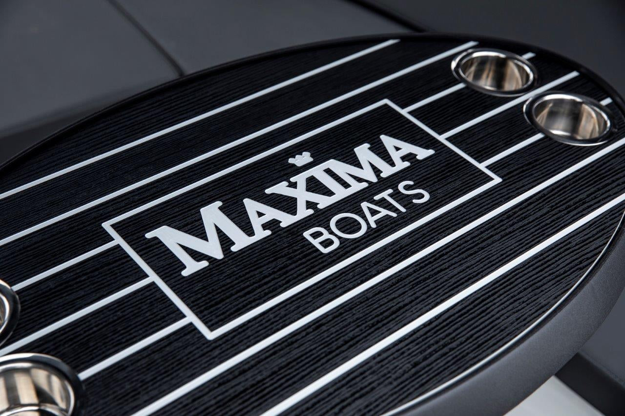 The Maxima 600 - Base Boat Build from