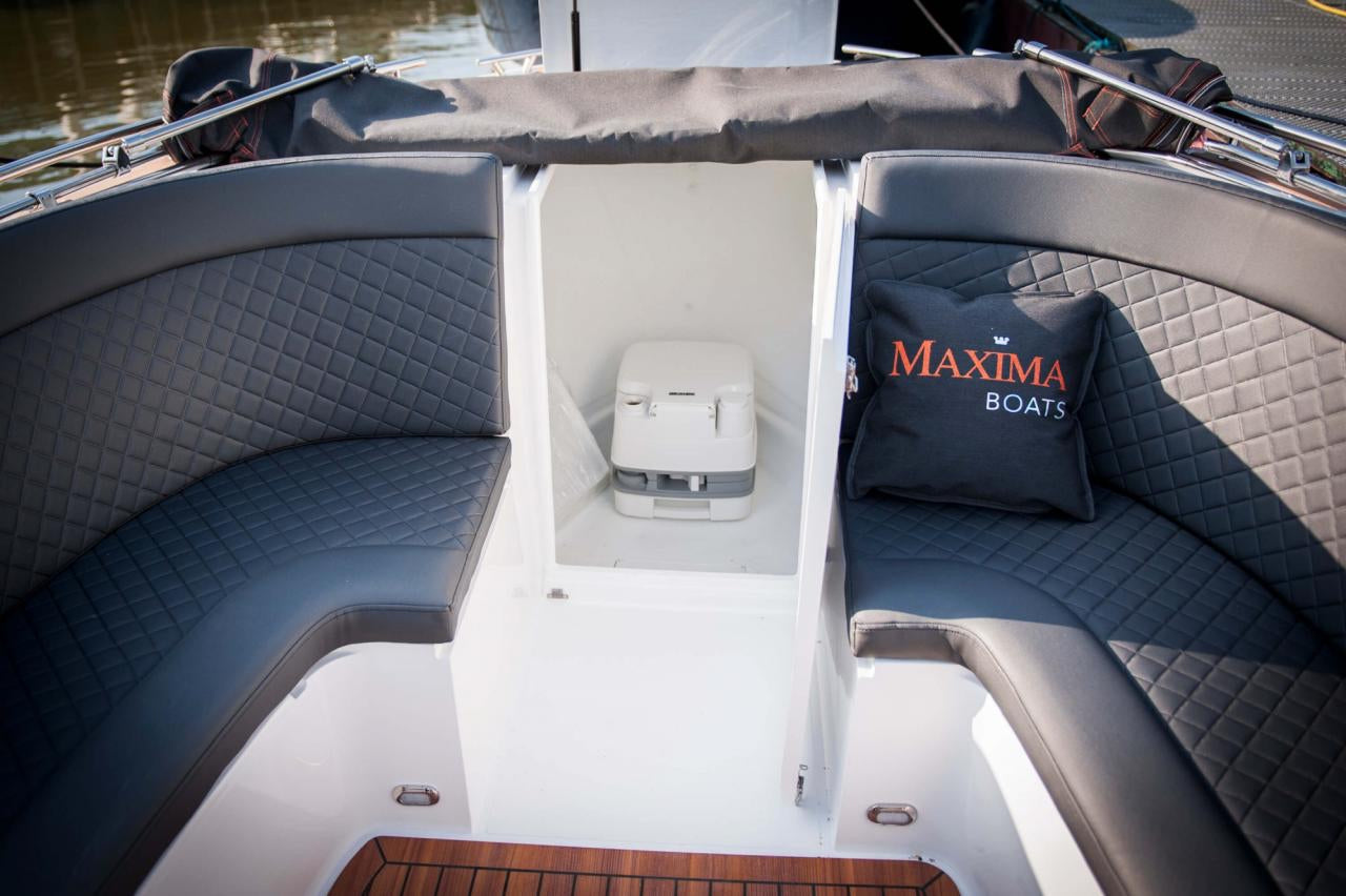 The Maxima 730 - Base Boat Build from