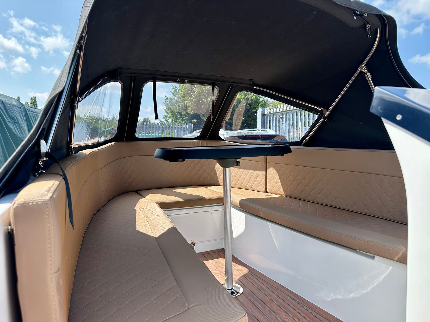Maxima 490 XL Powered by Honda BF20 LRTU 20hp