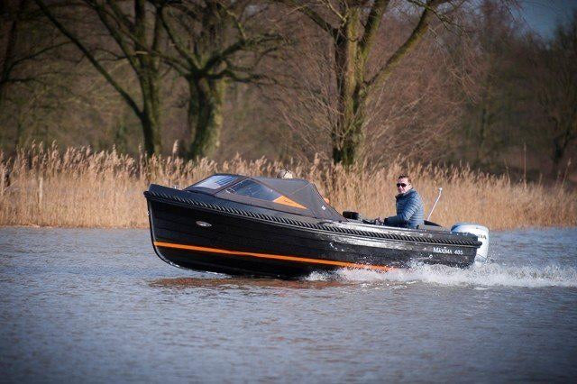 The Maxima 485 - Base Boat Build from