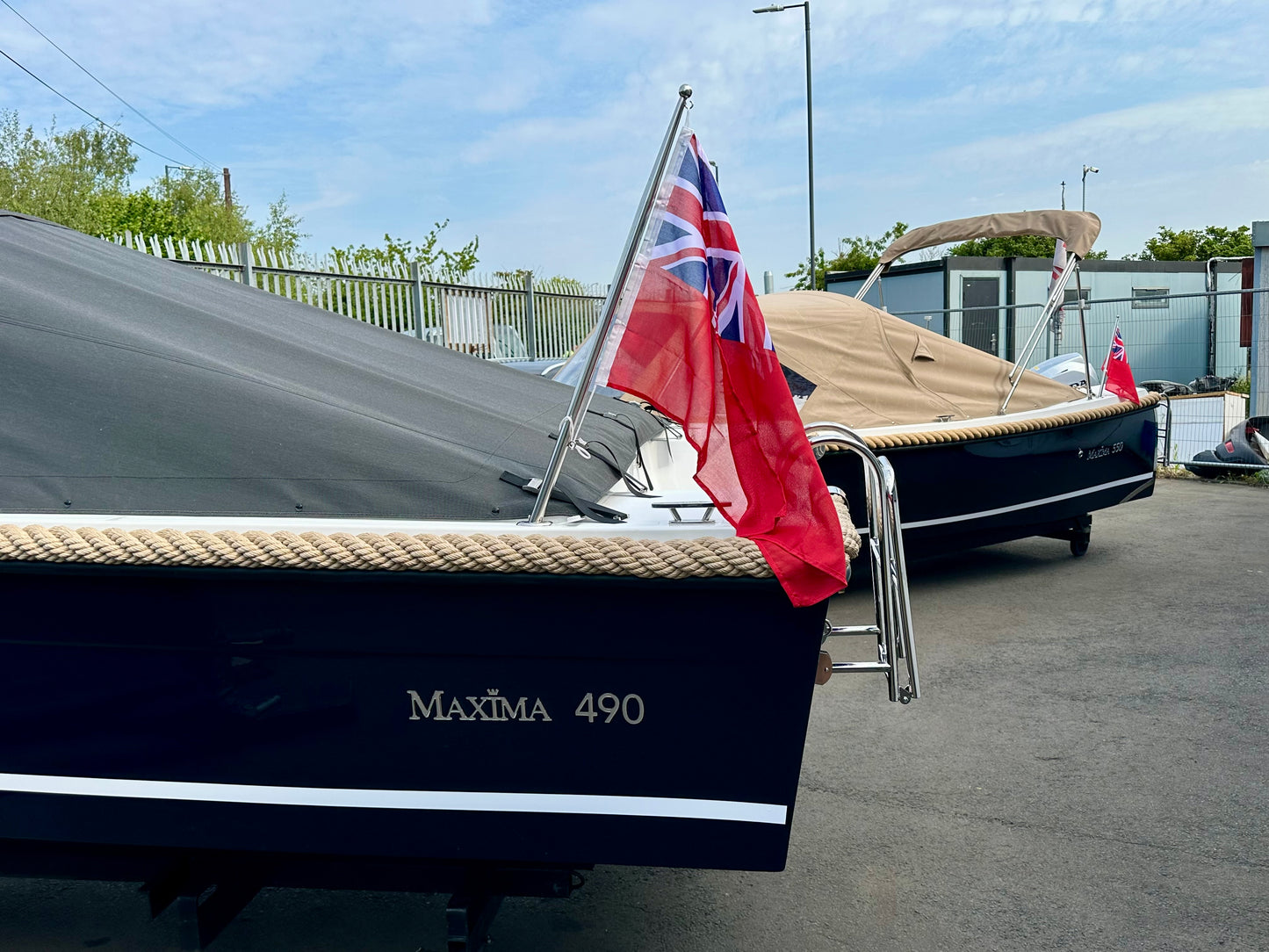 Maxima 490 XL Powered by Honda BF40 LRTU 40hp