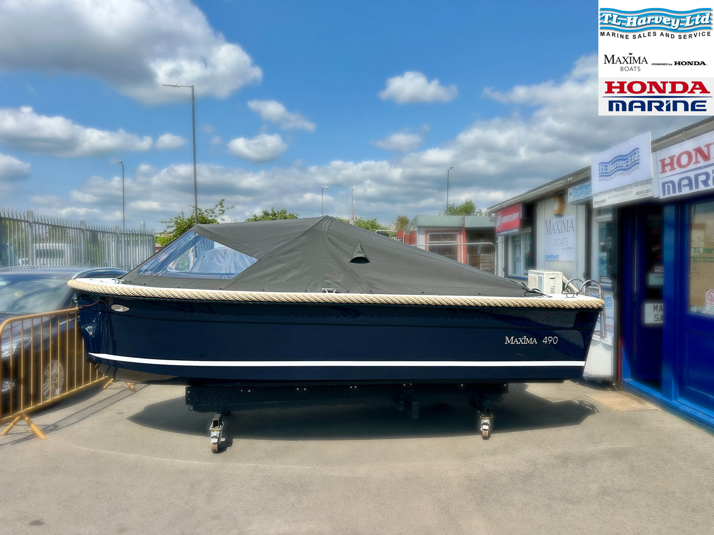 Maxima 490 XL Powered by Honda BF20 LRTU 20hp