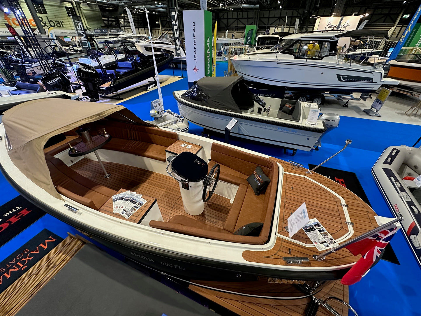 Reserved - New Factory Stock Available - Maxima 650 Flying Lounge Powered by Honda BF100 VTEC 100hp In Stock Now