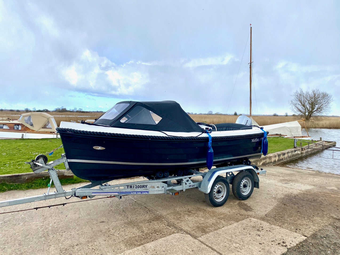 Reserved- New Similar Factory Stock Available - Maxima 485 Powered by Honda BF15 15hp In Stock Now