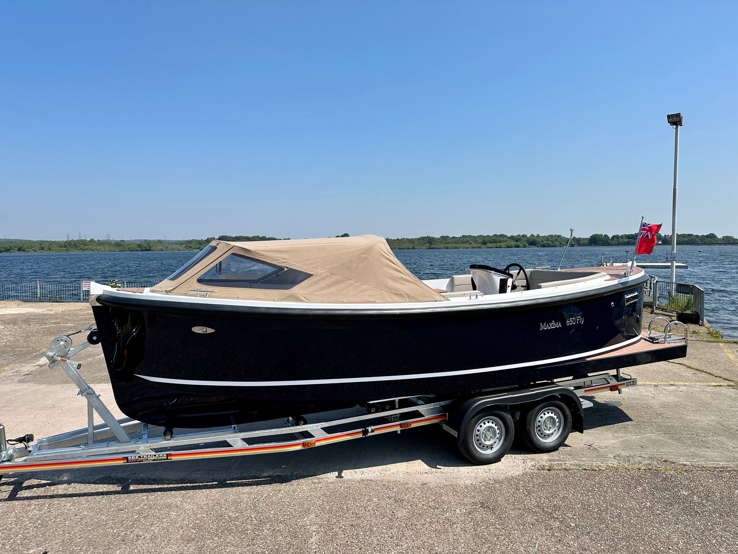 Maxima 650 Flying Lounge Powered by Honda BF50 LRTU 50hp In Stock Now