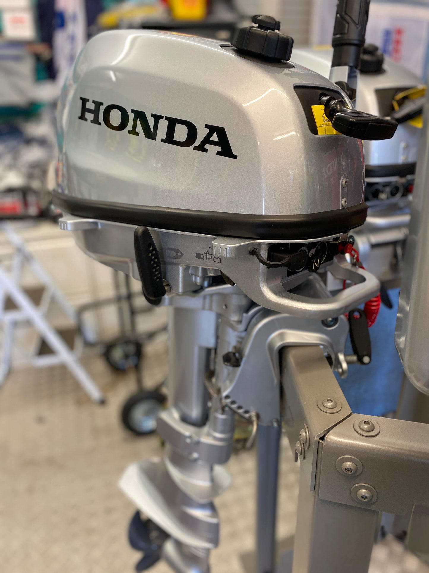 Honda Outboard BF5 LHU 5hp Long Shaft and 6 amp charging coil