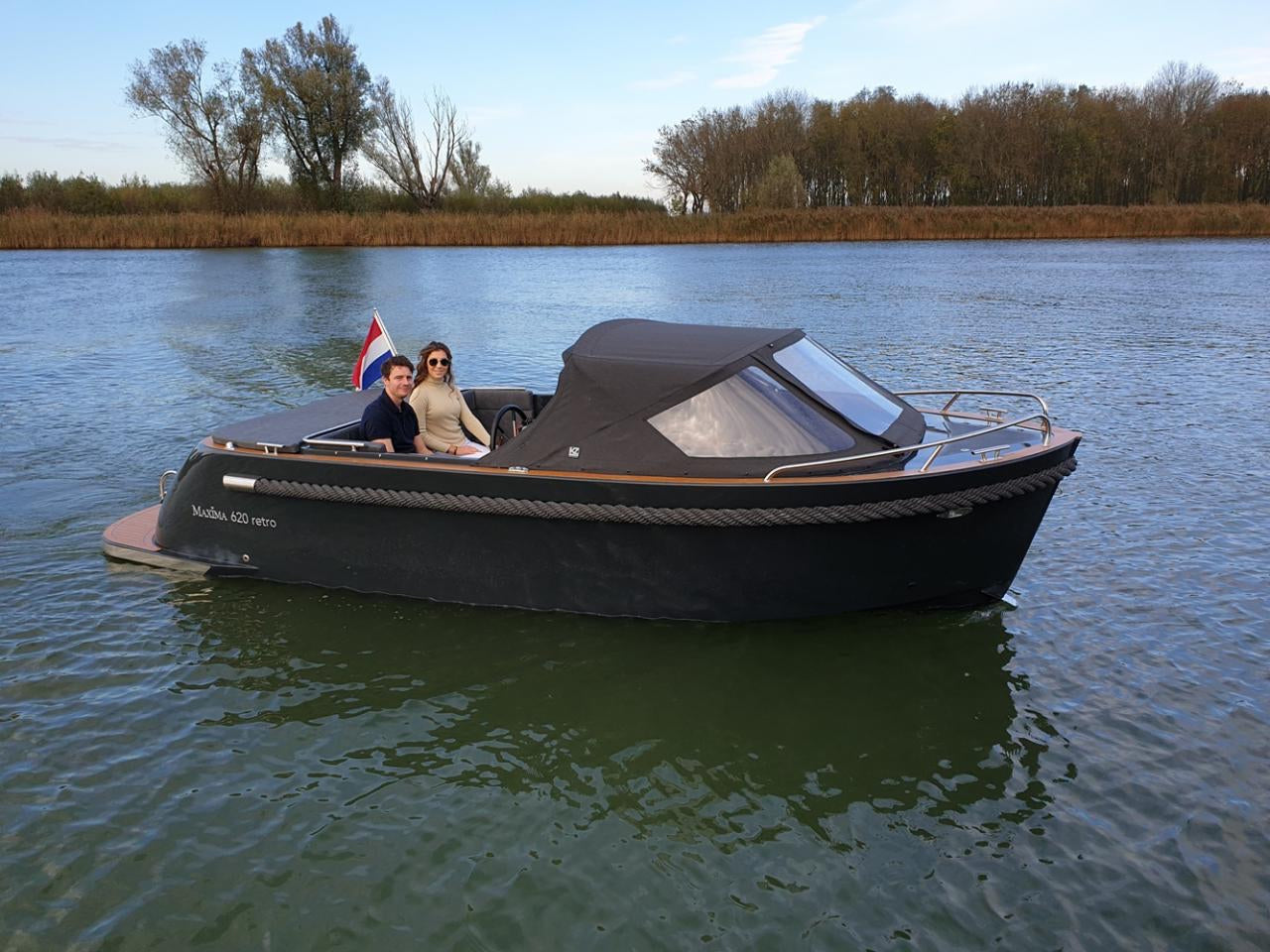 The Maxima 620 Retro MC - Base Boat Build from