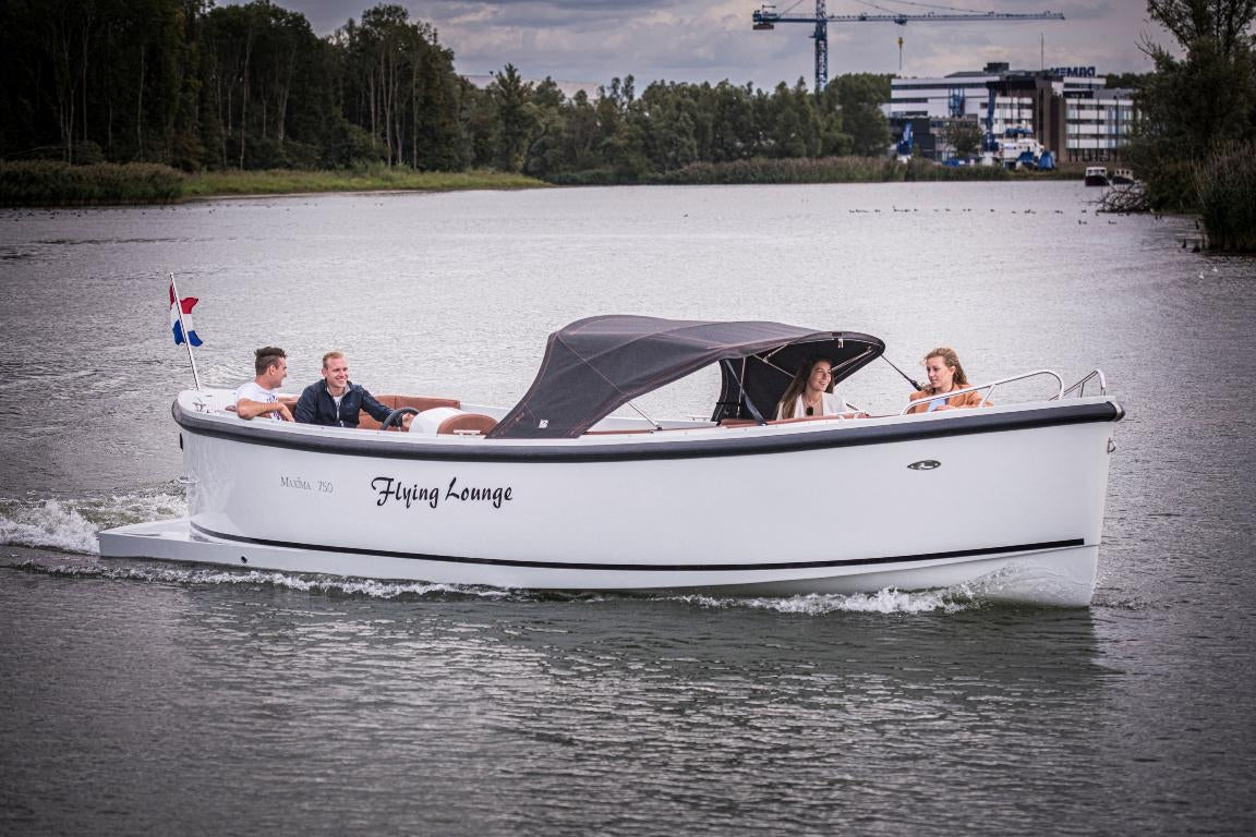 The Maxima 750 Flying Lounge - Base Boat Build from