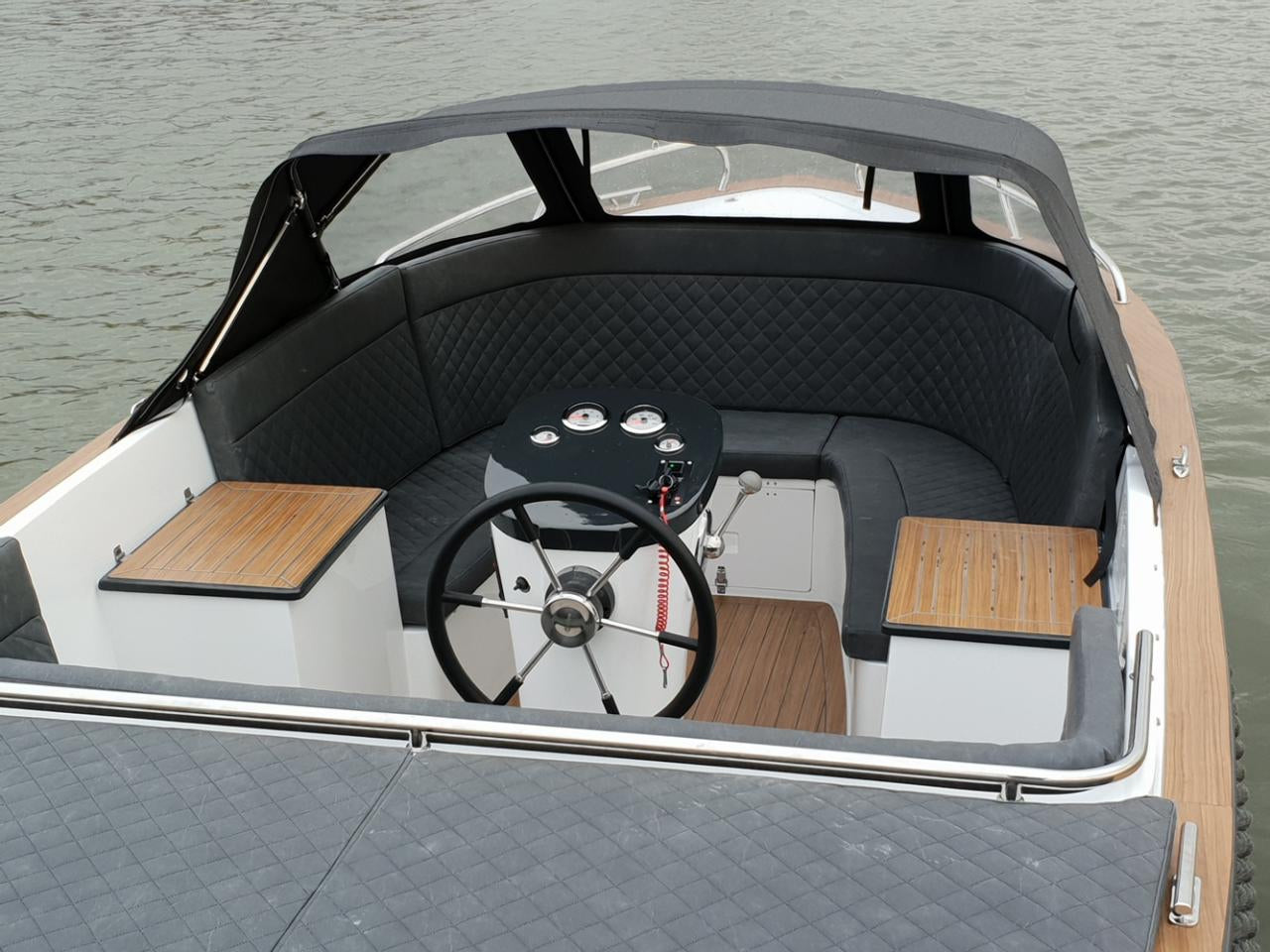 The Maxima 620 Retro MC - Base Boat Build from