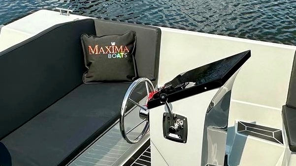 Maxima 490 XL Powered by Honda BF40 LRTU 40hp