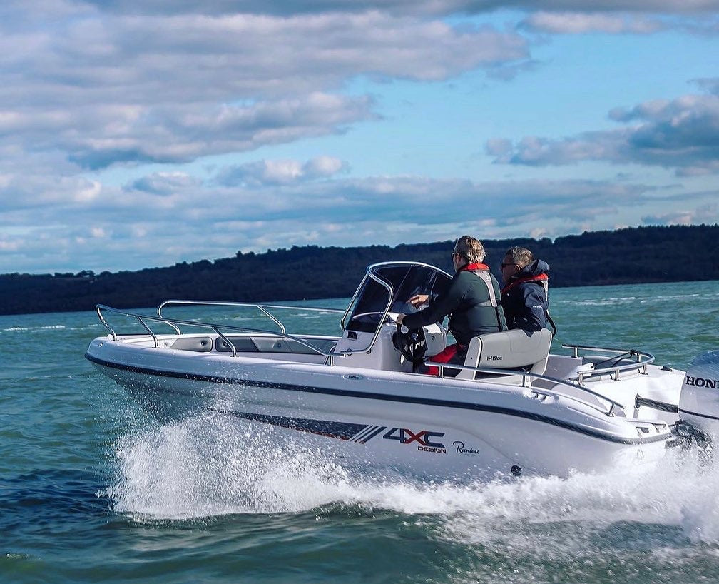 Ranieri 4XC19 H19cc  Open Line Sports Boat Powered by Honda BF100 VTEC 100hp