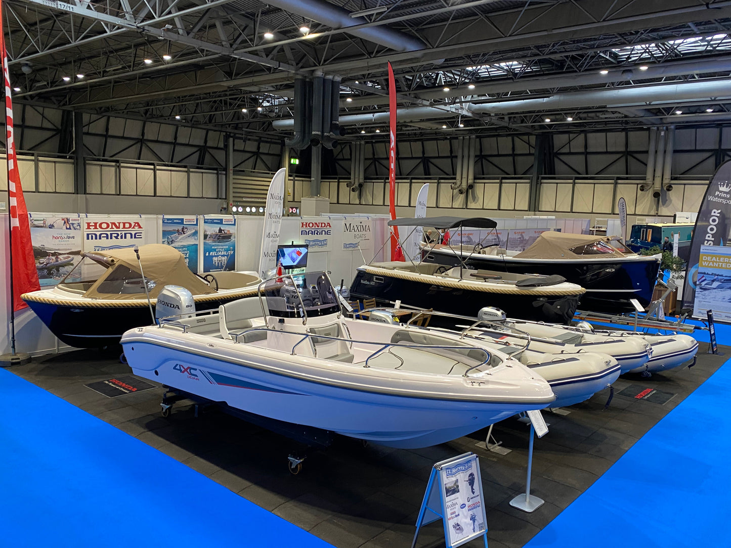 Ranieri 4XC19 H19cc  Open Line Sports Boat Powered by Honda BF100 VTEC 100hp